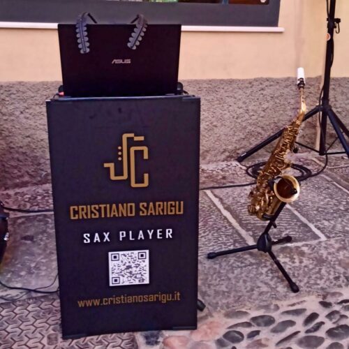 espositore strumenti musicali